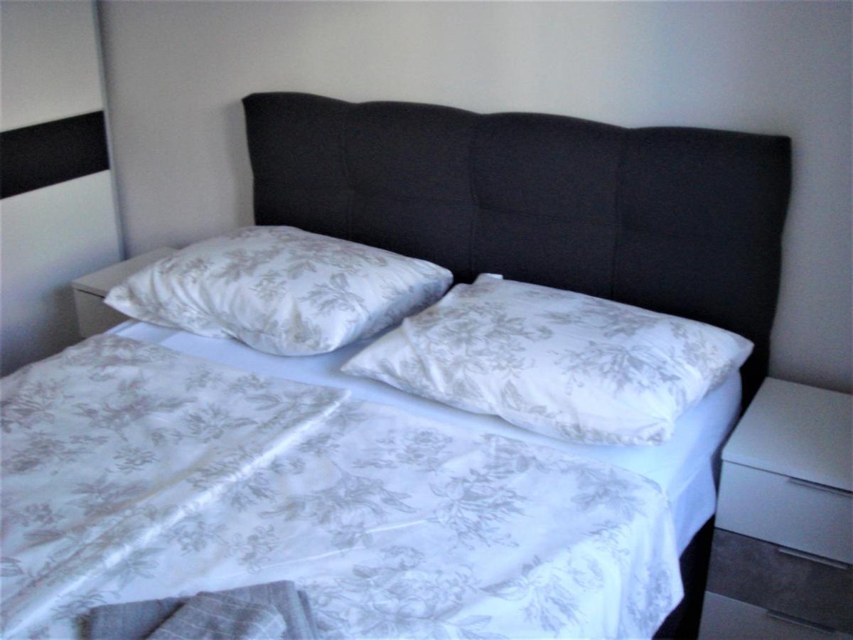 Ivan J Apartment Selce